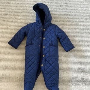 Water-Repellent Hooded Barn Bunting